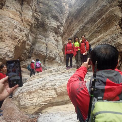 勇闯死人谷暗黑之日中文支持