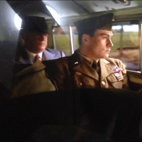 《银与绯归乡诺亚角色揭秘：深度解析》