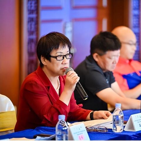 迷你高尔夫游戏排行：盘点最受欢迎的十大热门游戏

热门迷你高尔夫游戏推荐：2023年度人气排行榜揭晓

迷你高尔夫游戏排行TOP10：揭秘玩家最爱的高尔夫游戏

年度必玩！迷你高尔夫游戏排行，热门新作盘点
