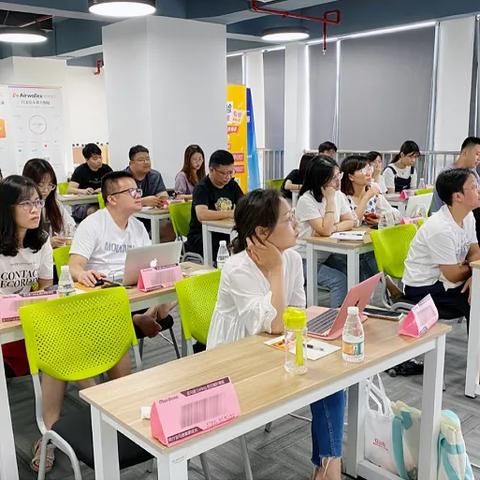 《揭秘游戏攻略：新手必看，快速提升技巧！》
《独家攻略！轻松掌握游戏高阶玩法》
《新手玩家福利：快速升级，成为游戏高手》
《游戏达人分享：高效攻略，助你一飞冲天》
《掌握这些技巧，成为游戏场上的佼佼者》