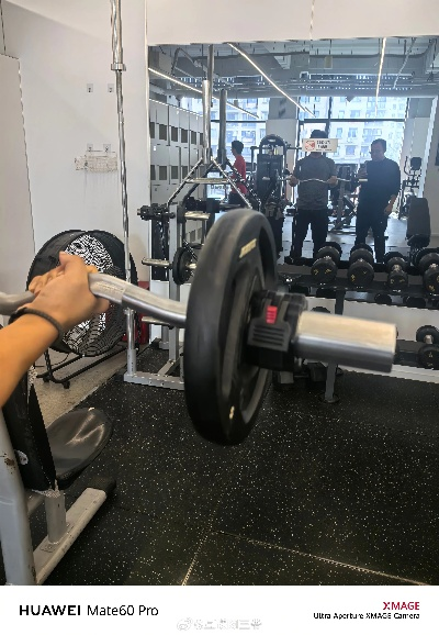 雷军健身打卡新突破：微博未打卡，坚持锻炼显毅力