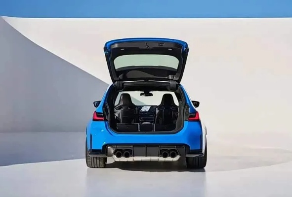 全新BMW M3旅行版中国首发，3.6秒破百，性能卓越新标杆