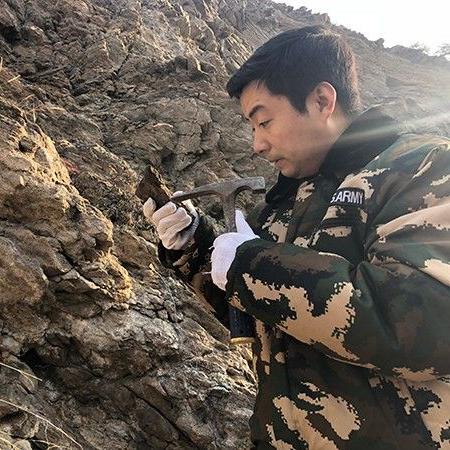 高效探矿新法揭秘：多重人生矿点精准勘探术