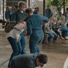 小11揭露警长霸凌真相，出轨指控背后隐藏惊人内幕！