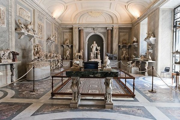 梵蒂冈古宝藏匿之谜，探寻古老之圈珍宝地