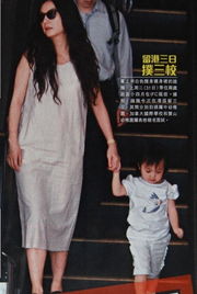 爽感爆棚！张柏芝排队体验，揭秘明星特权新境界