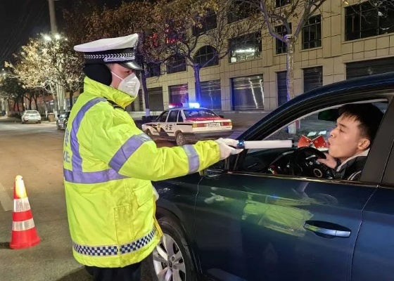 两天两醉驾，智驾停车奇闻录