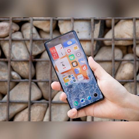 内存危机加剧：总经理预警，涨价缺货至2027年才缓解，市场新挑战浮现