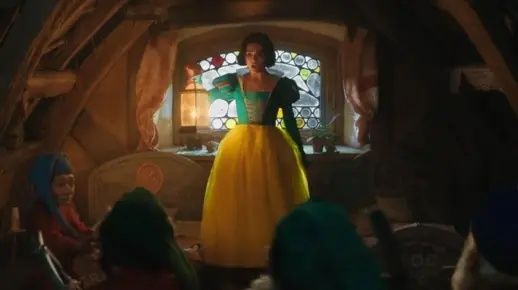 逆天雷声惊吓微臣，白雪公主新片段揭秘奇观