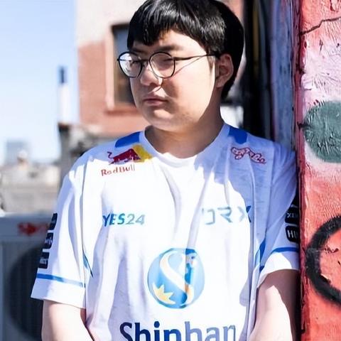 《原神》纳西妲攻略：打造最强队伍，深度解析培养秘籍