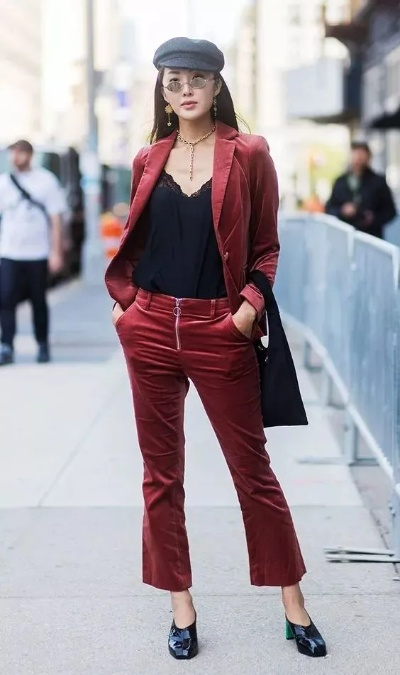 顽皮狗女主引热议：黑红造型竟成新潮流焦点