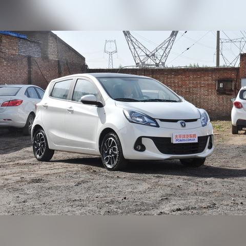 奔奔王国换区攻略：全新转服技巧与规则解析