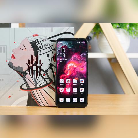 红魔11Pro+镀金版首发！24GB+1TB水冷散热，性能怪兽新升级