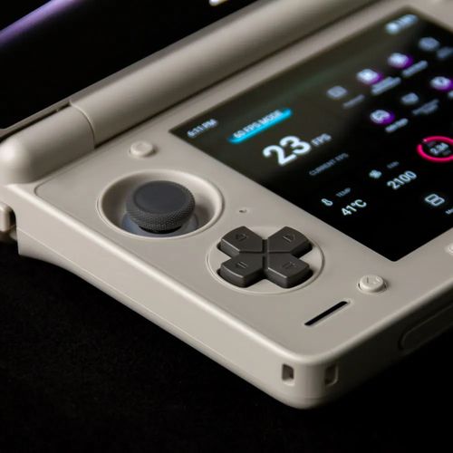 安卓旗舰性能巅峰，Ayn Thor掌机安卓怪兽再升级