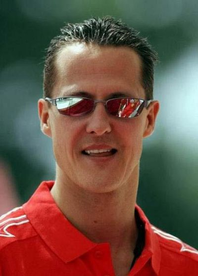 车王舒马赫现状：轮椅生活展现坚韧精神