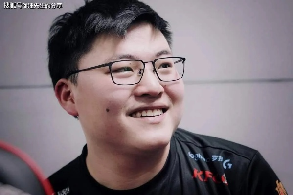 Uzi官宣回归直播首秀，2.3复出新篇章谣言不攻自破