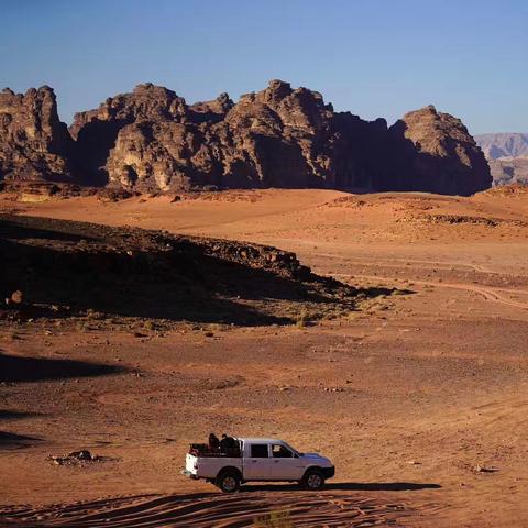《红色沙漠》惊艳预告！玩家心动，新体验必入坑！