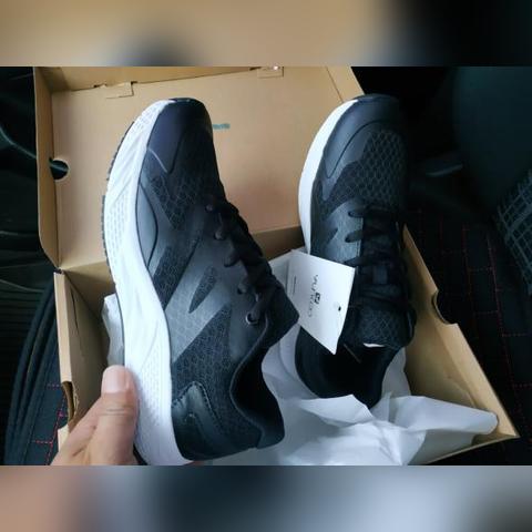 小米YU7 GT纯电SUV，黑武士外观300km/h极速，科技美学新标杆