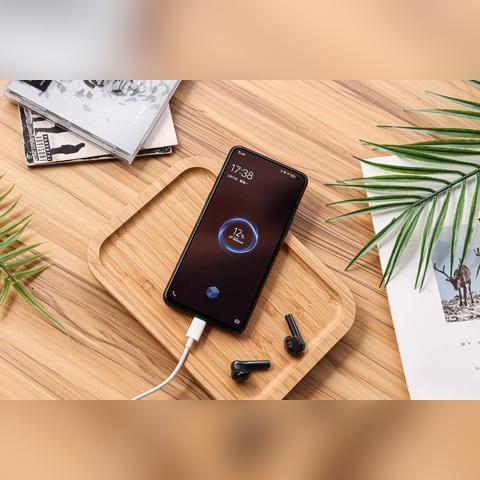 iQOO15Ultra爆抢！24+1T顶配版7699元，供不应求，性能新巅峰